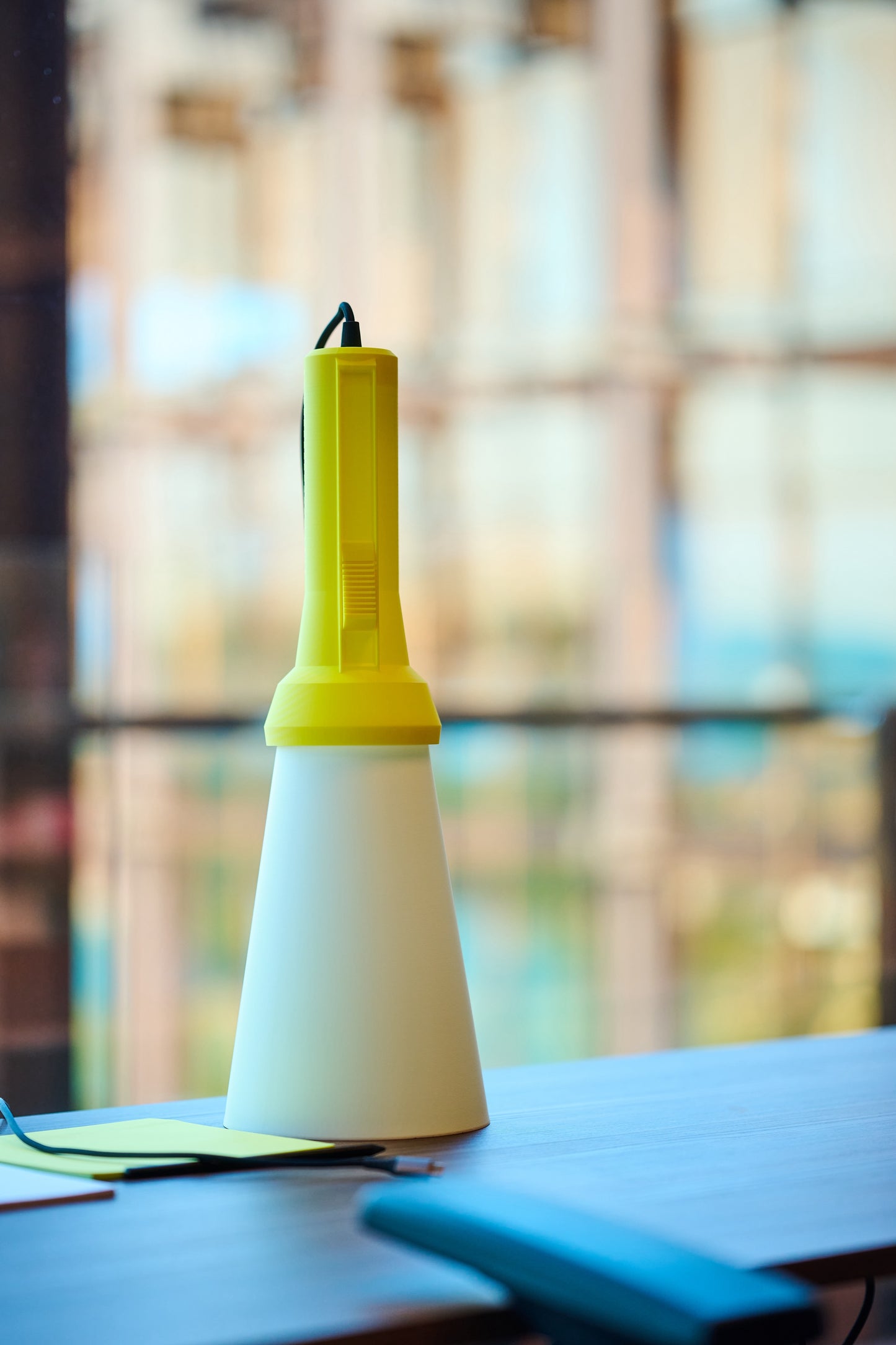 torch01 yellow