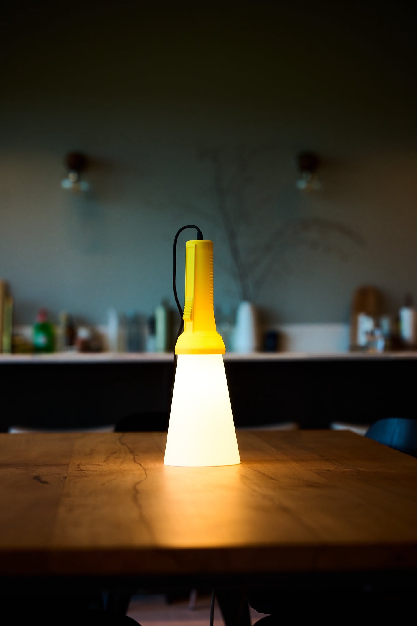 torch01 yellow