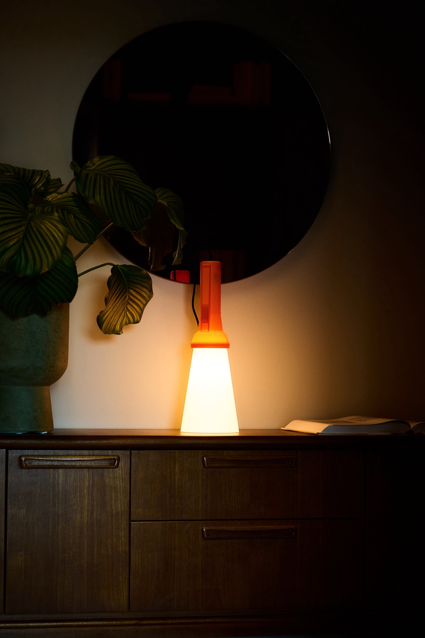 torch01 orange